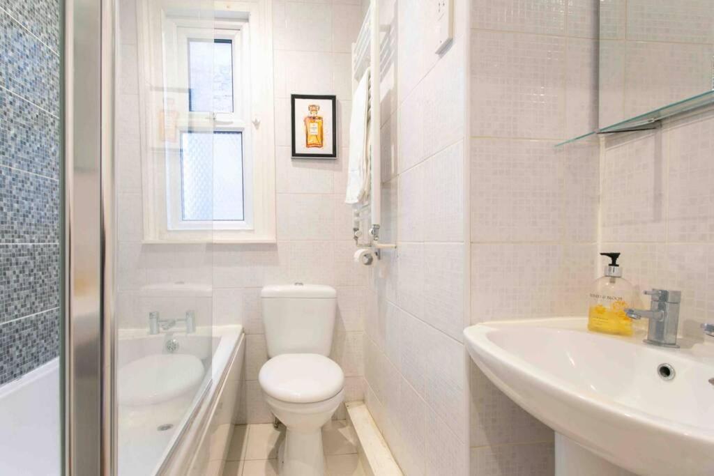 Large 3 Bedroom Modern Apartment Close To Central London Finchley Exteriér fotografie
