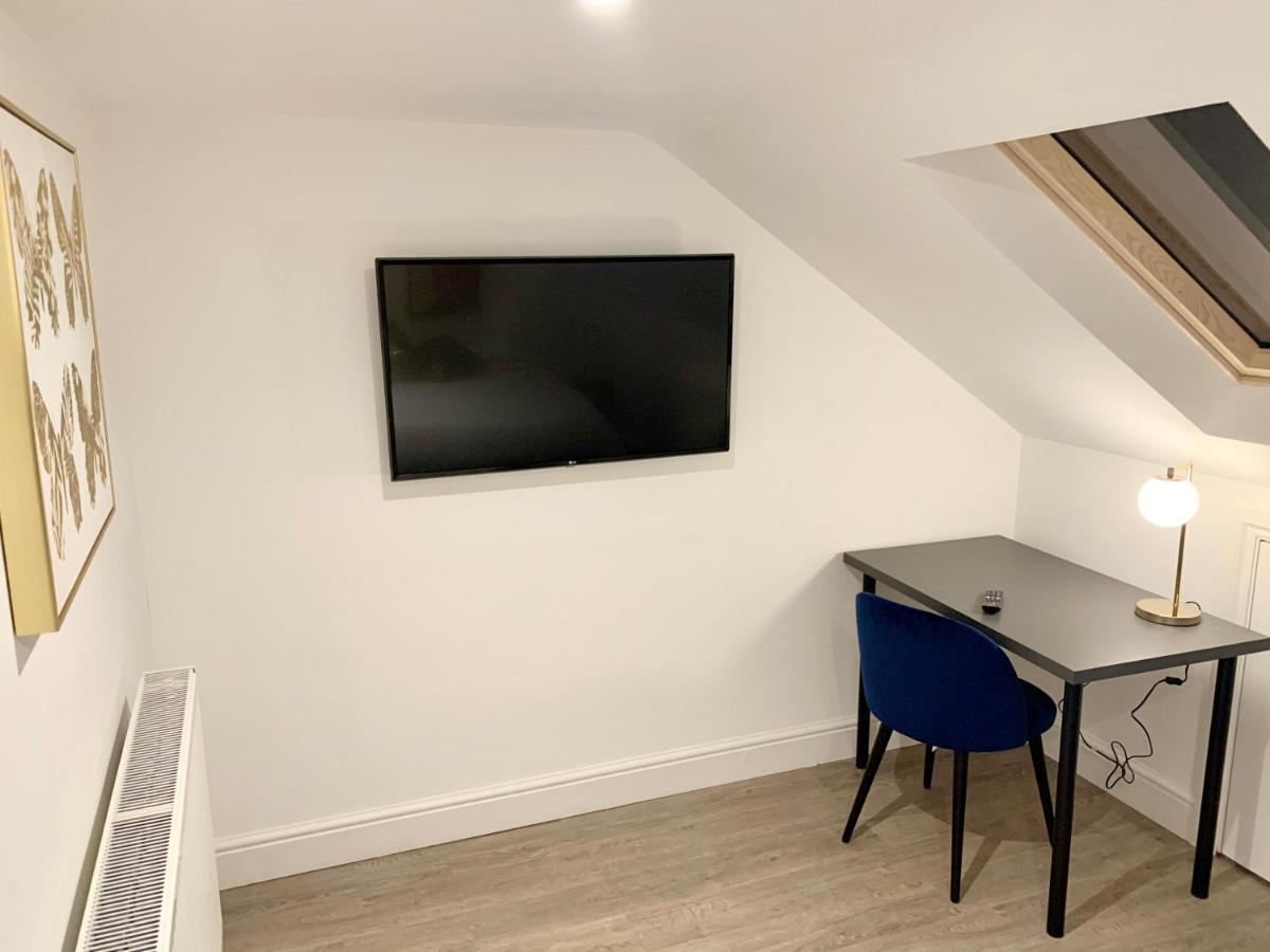 Large 3 Bedroom Modern Apartment Close To Central London Finchley Exteriér fotografie